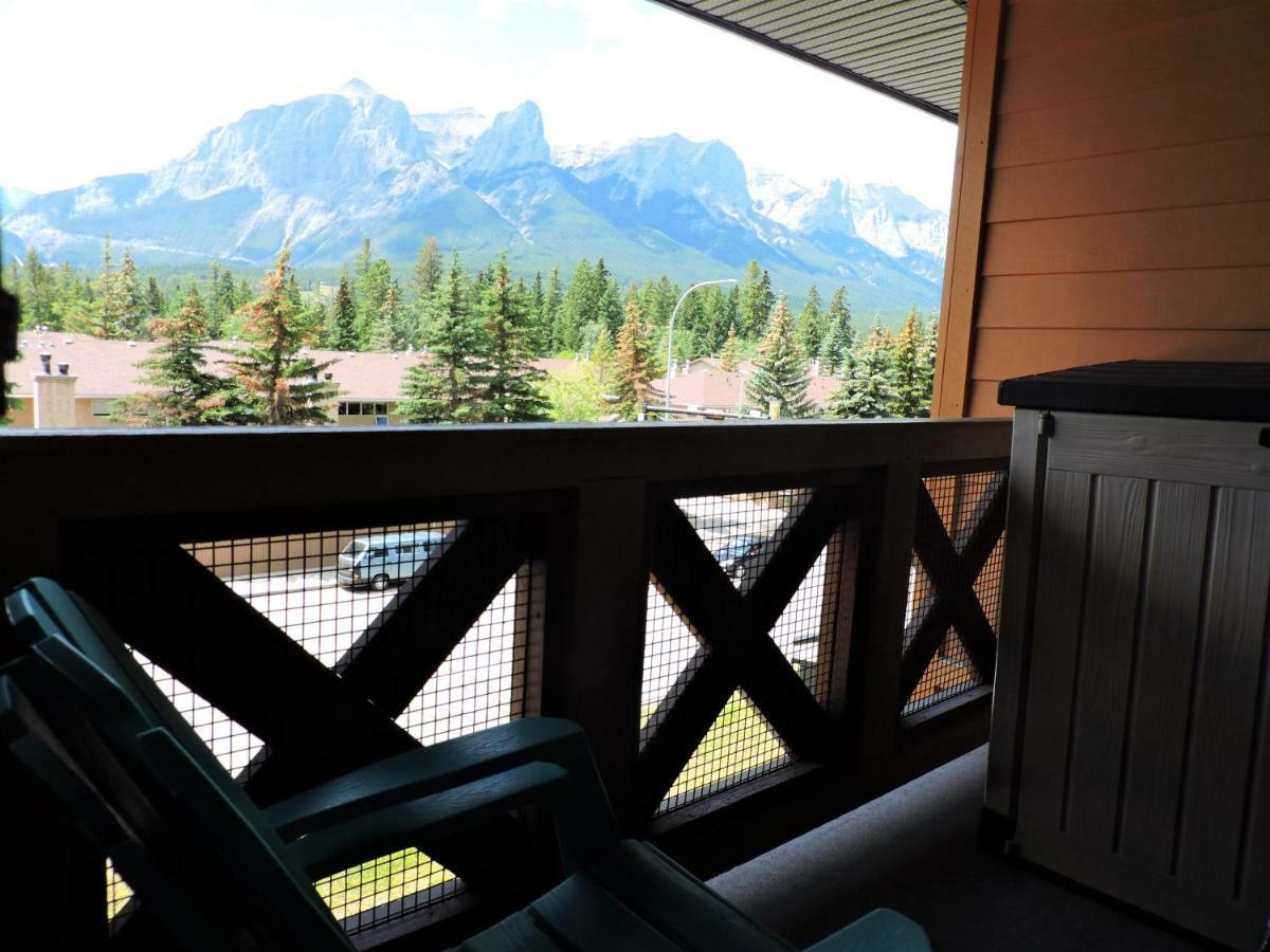 Fenwick Vacation Rental Open Hot Tub Glorious Mountain 2 Bedroom Canmore Zewnętrze zdjęcie