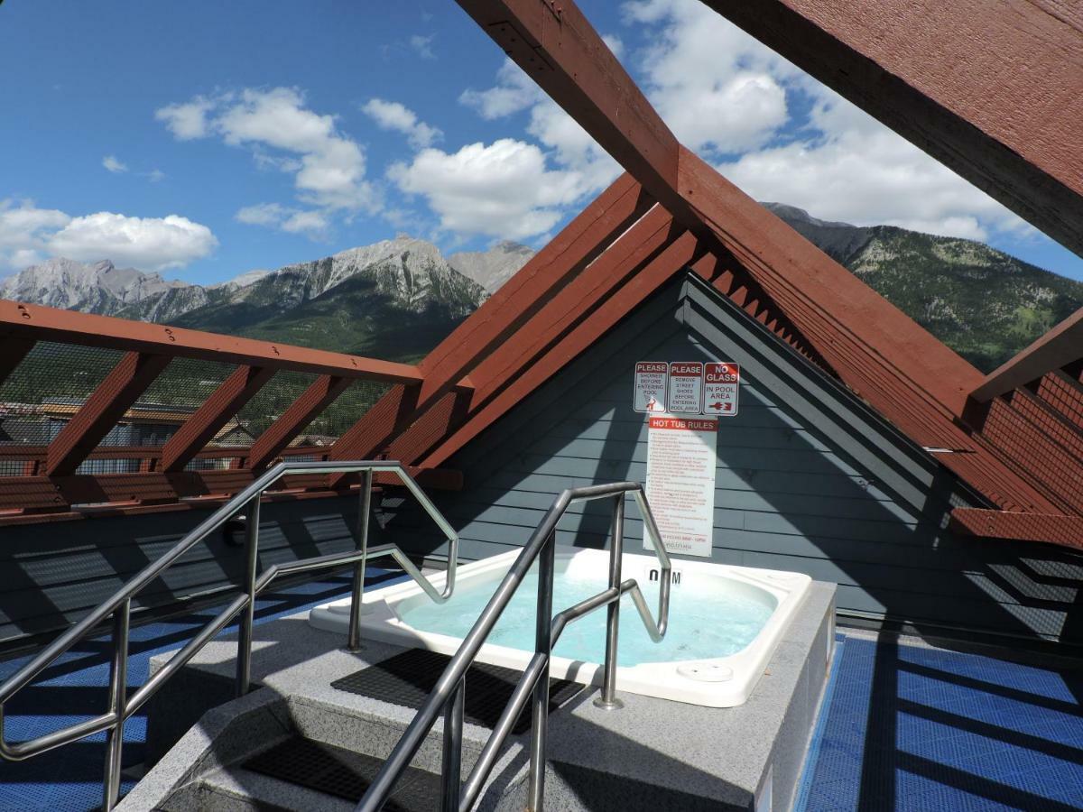 Fenwick Vacation Rental Open Hot Tub Glorious Mountain 2 Bedroom Canmore Zewnętrze zdjęcie