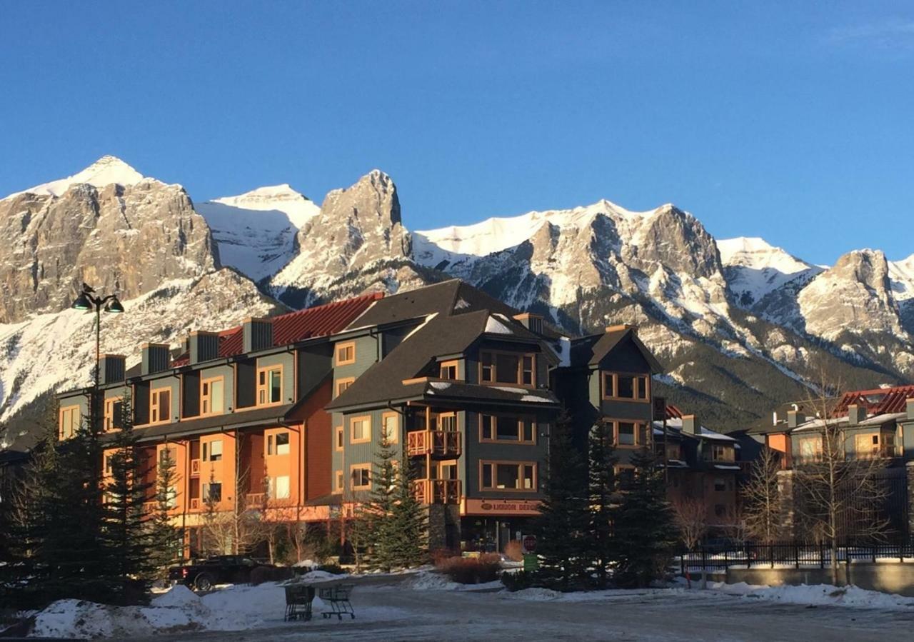 Fenwick Vacation Rental Open Hot Tub Glorious Mountain 2 Bedroom Canmore Zewnętrze zdjęcie