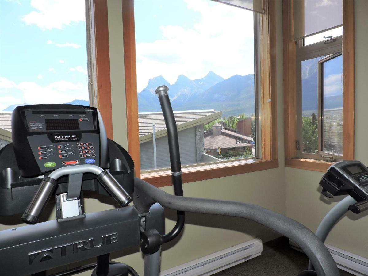 Fenwick Vacation Rental Open Hot Tub Glorious Mountain 2 Bedroom Canmore Zewnętrze zdjęcie