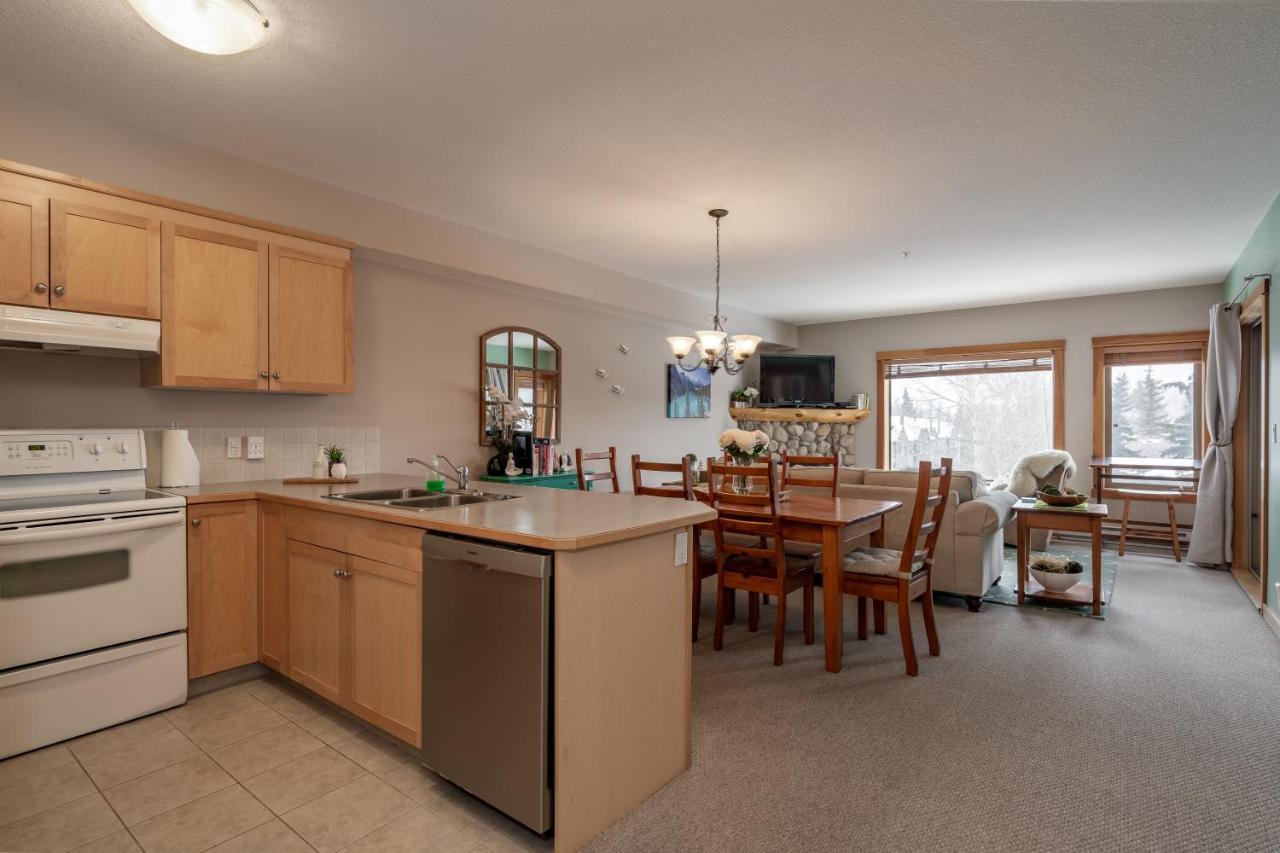 Fenwick Vacation Rental Open Hot Tub Glorious Mountain 2 Bedroom Canmore Zewnętrze zdjęcie