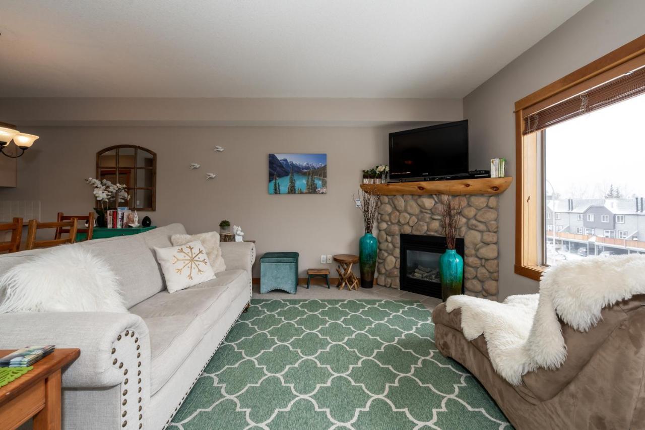 Fenwick Vacation Rental Open Hot Tub Glorious Mountain 2 Bedroom Canmore Zewnętrze zdjęcie